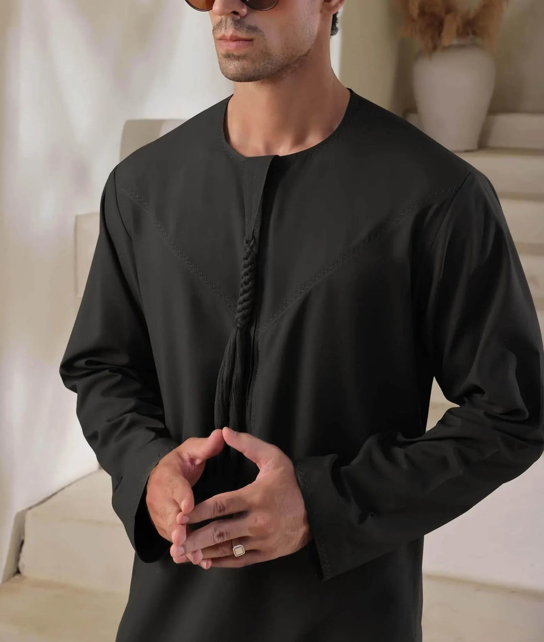 Black Emirati Jubbah Thobe for Men